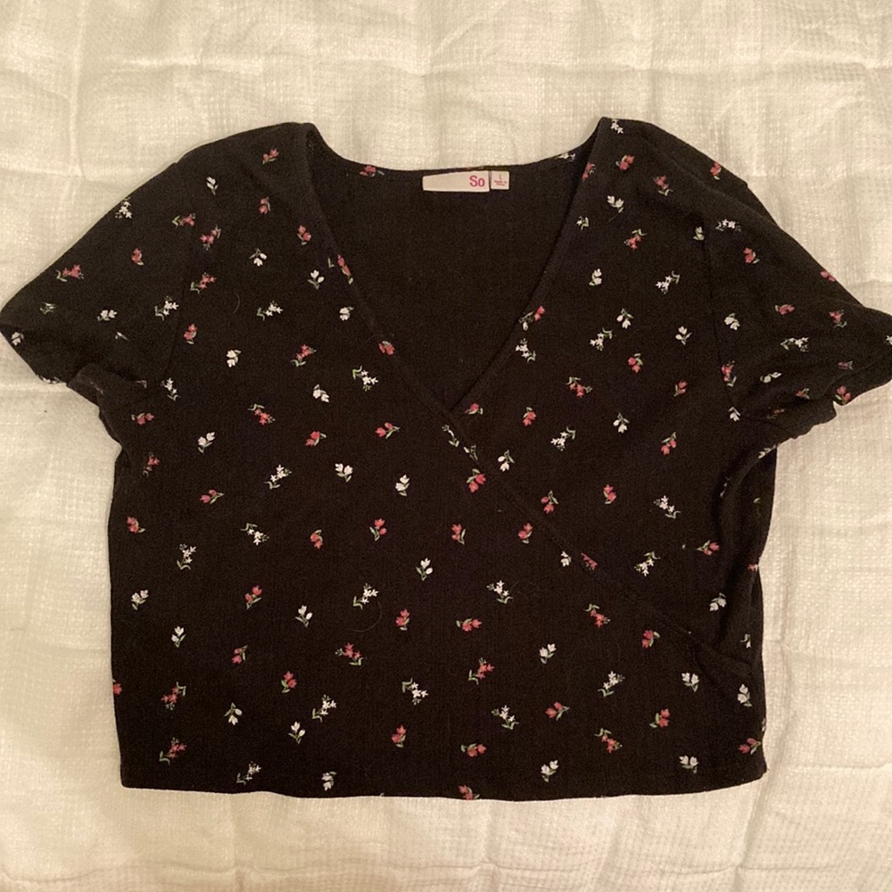 Black floral top